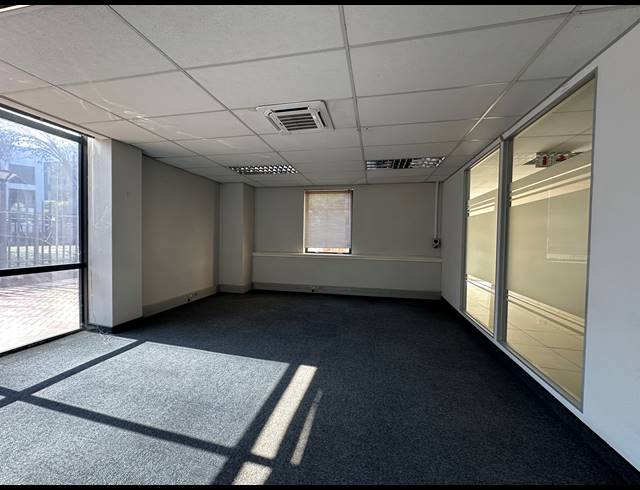 311M² OFFICE TO LET IN SANDTON CENTRAL